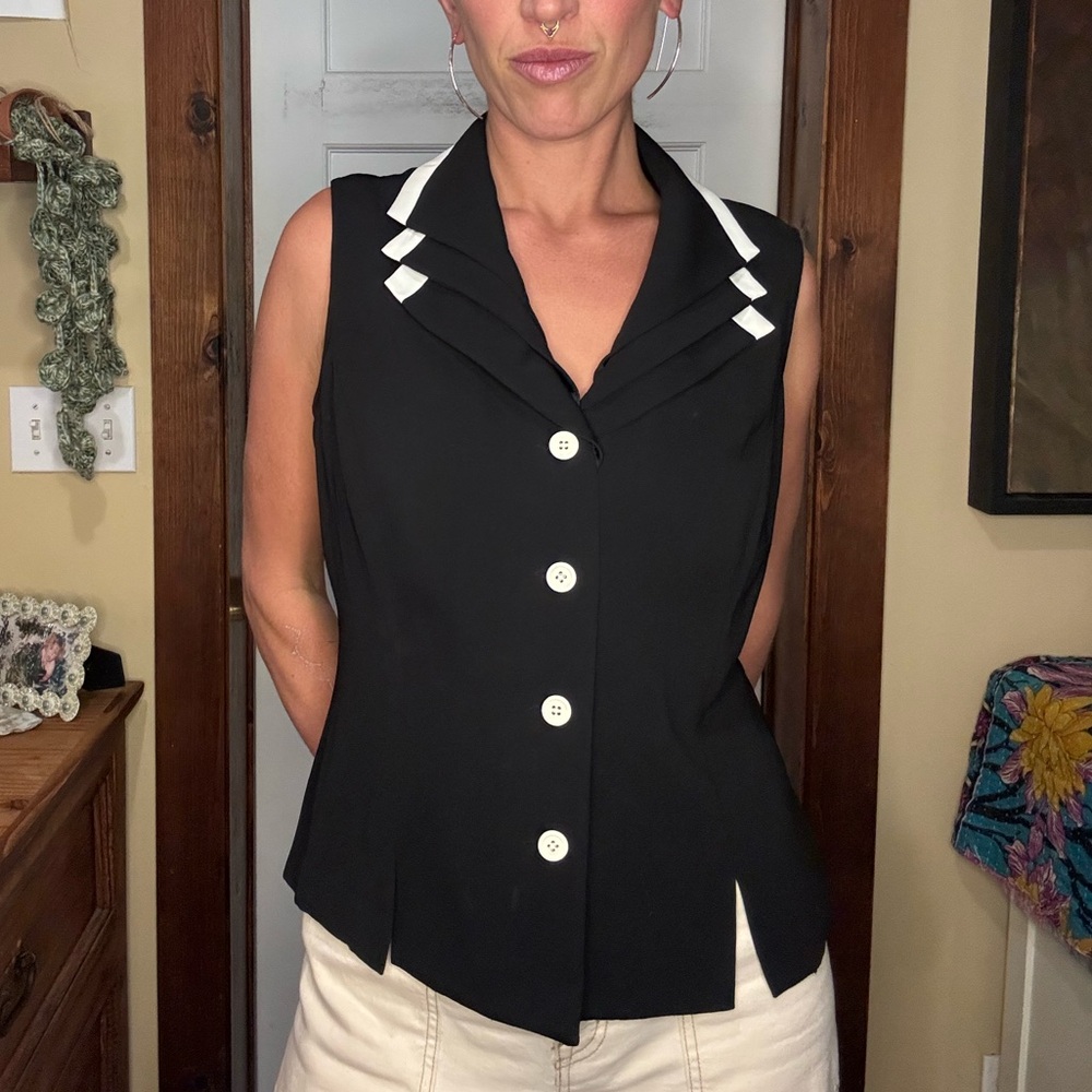 90’s Vintage Black & White Button-down Waistcoat Vest